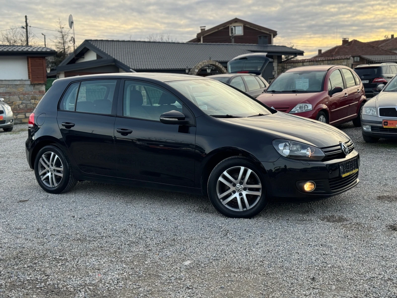 VW Golf 2.0TDI 140кс DSG АВТОМАТИК НАВИ ПОДГРЕВ ШИБИДАХ  - изображение 7