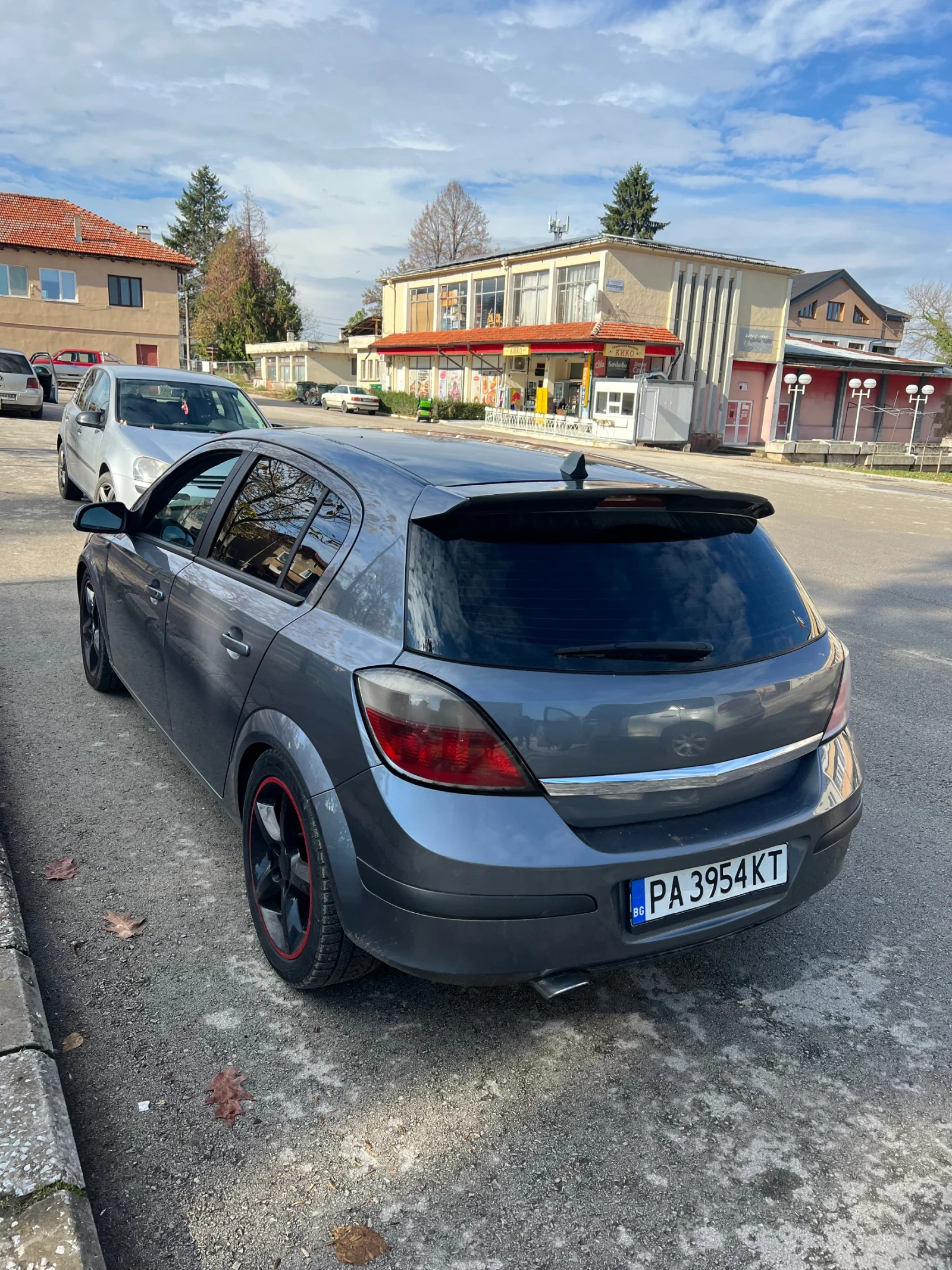 Opel Astra 2.0T - изображение 7