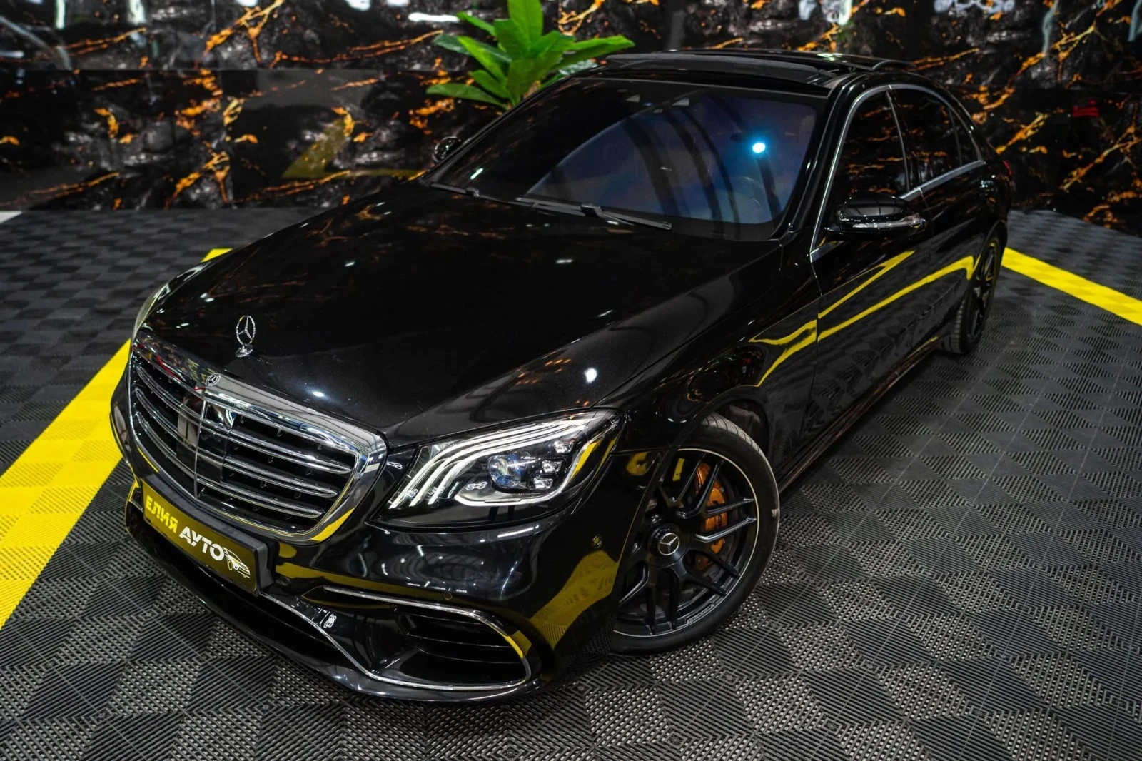 Mercedes-Benz S 63 AMG CARBON CERAMIC DESIGNO BURM ПАНО 3XTV ЛИЗИНГ 100%  - изображение 2
