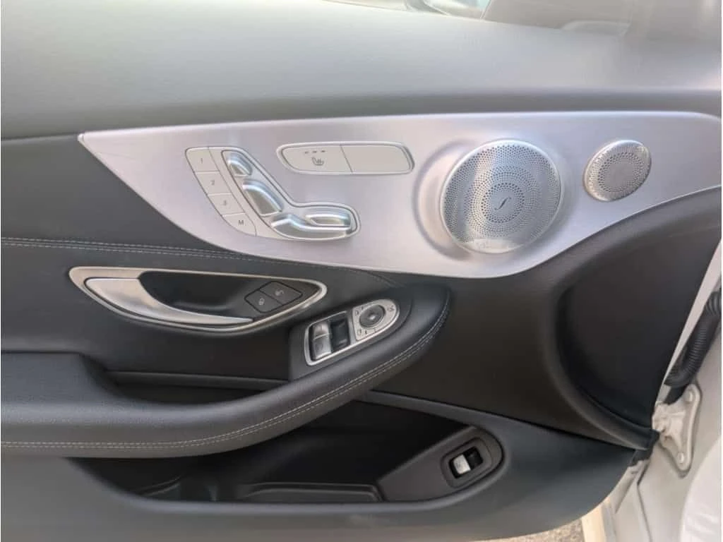 Mercedes-Benz C 300 * 4MATIC * COUPE * NIGHT EDITION * NAVI * PANO * C - изображение 10