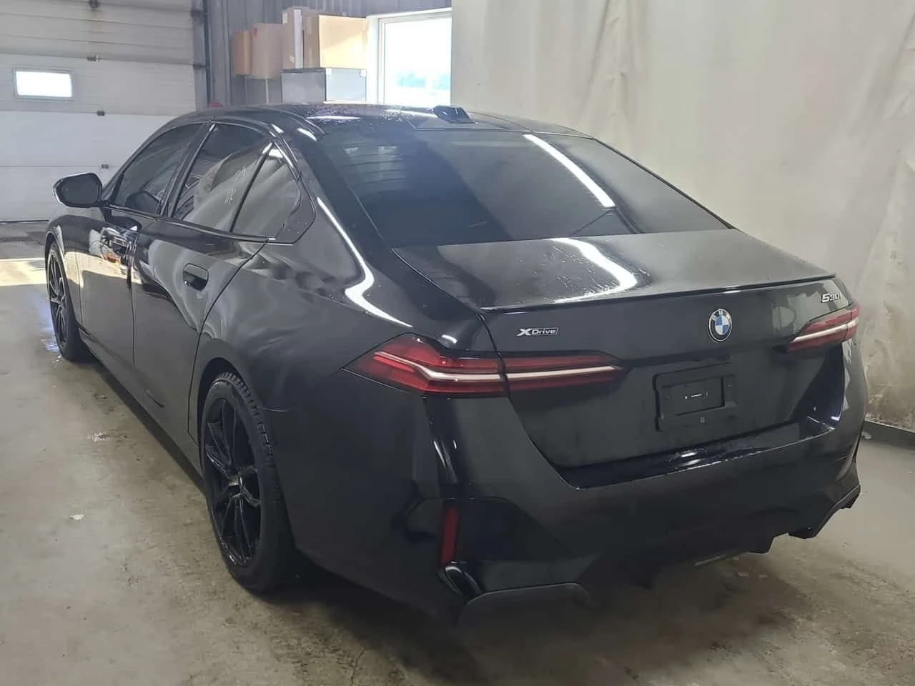 BMW 530 * 530I XDRIVE * AMBIENT* 360* HEADUP* * CARFAX *  | Mobile.bg � ����������� 4