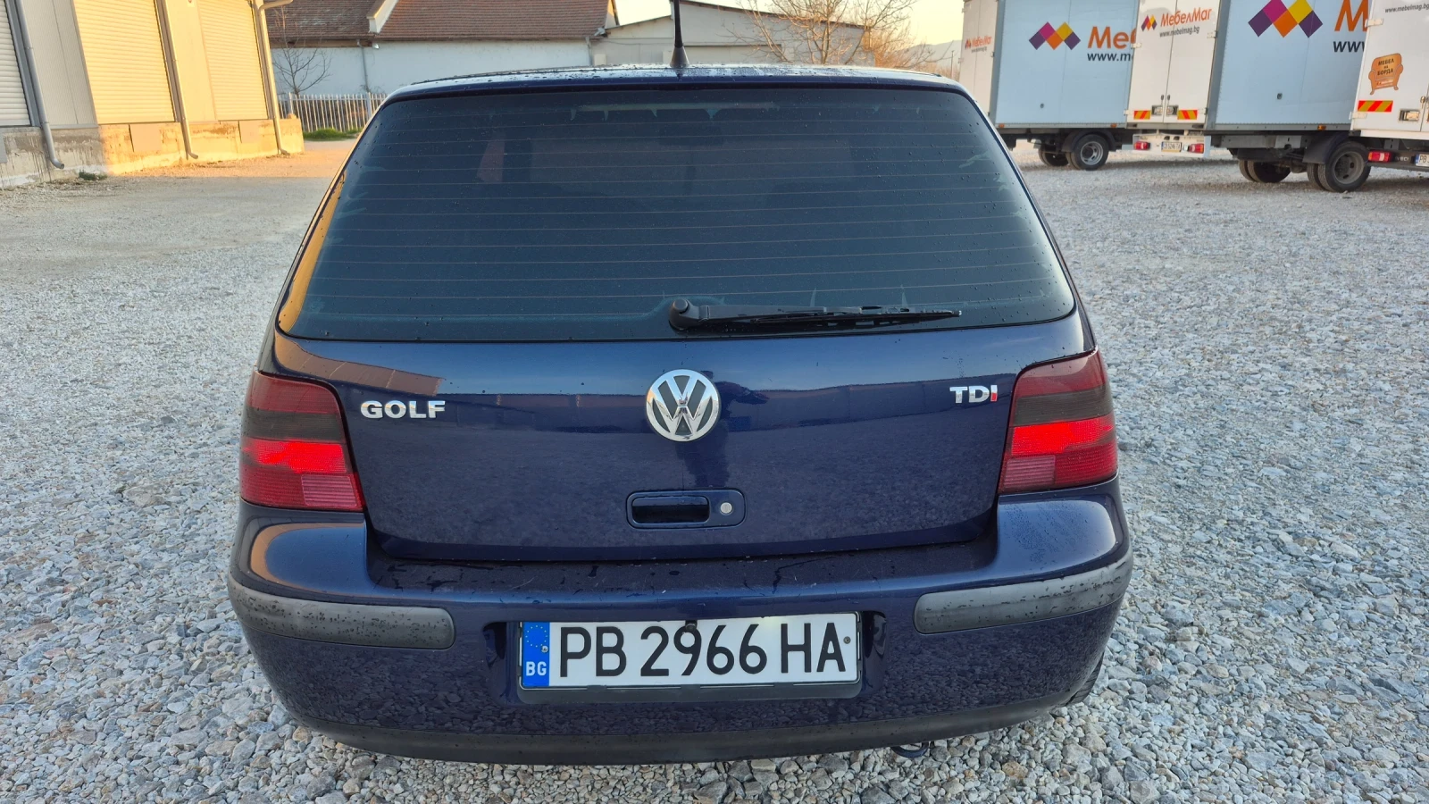VW Golf 1.9 TDI/Климатроник 110* * * , снимка 4 - Автомобили и джипове - 53801706