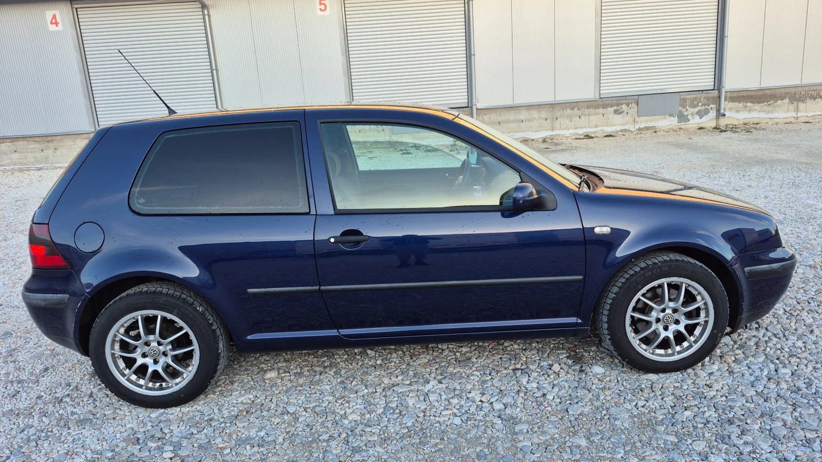 VW Golf 1.9 TDI/Климатроник 110* * * , снимка 7 - Автомобили и джипове - 53801706