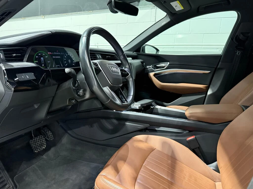 Audi E-Tron  Progressiv* quattro* ����������* (���� �� ��) | Mobile.bg � ����������� 9