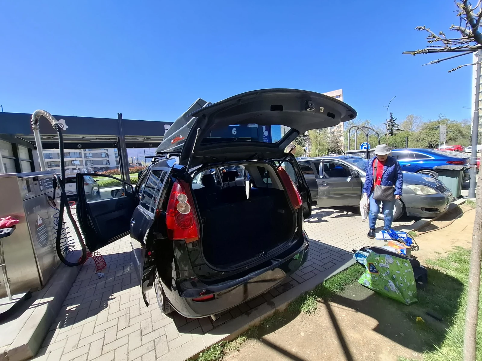 Mazda 5, снимка 7 - Автомобили и джипове - 54232891