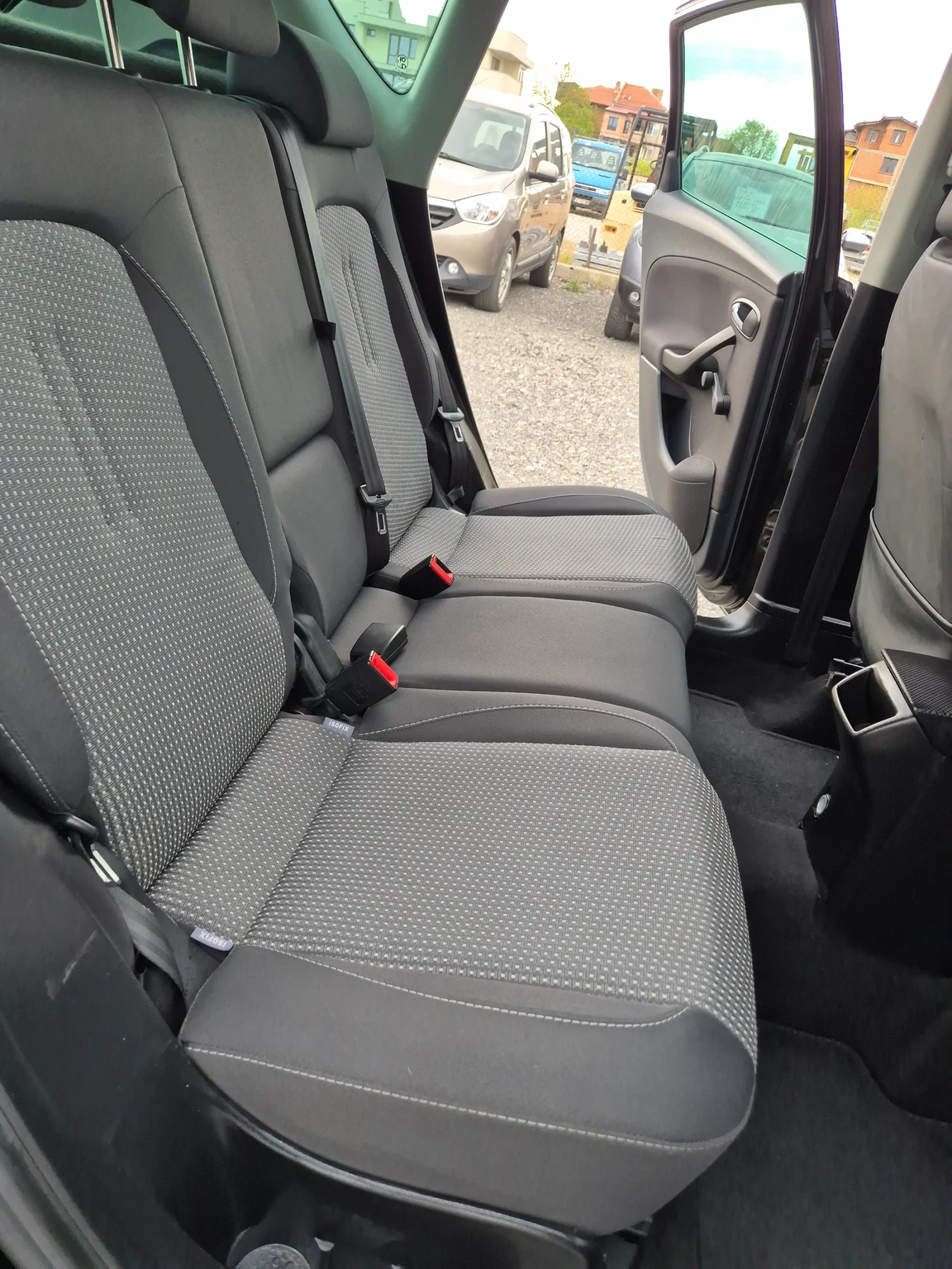 Seat Altea ФЕЙСЛИФТ 1.9TDI , снимка 10 - Автомобили и джипове - 54371504