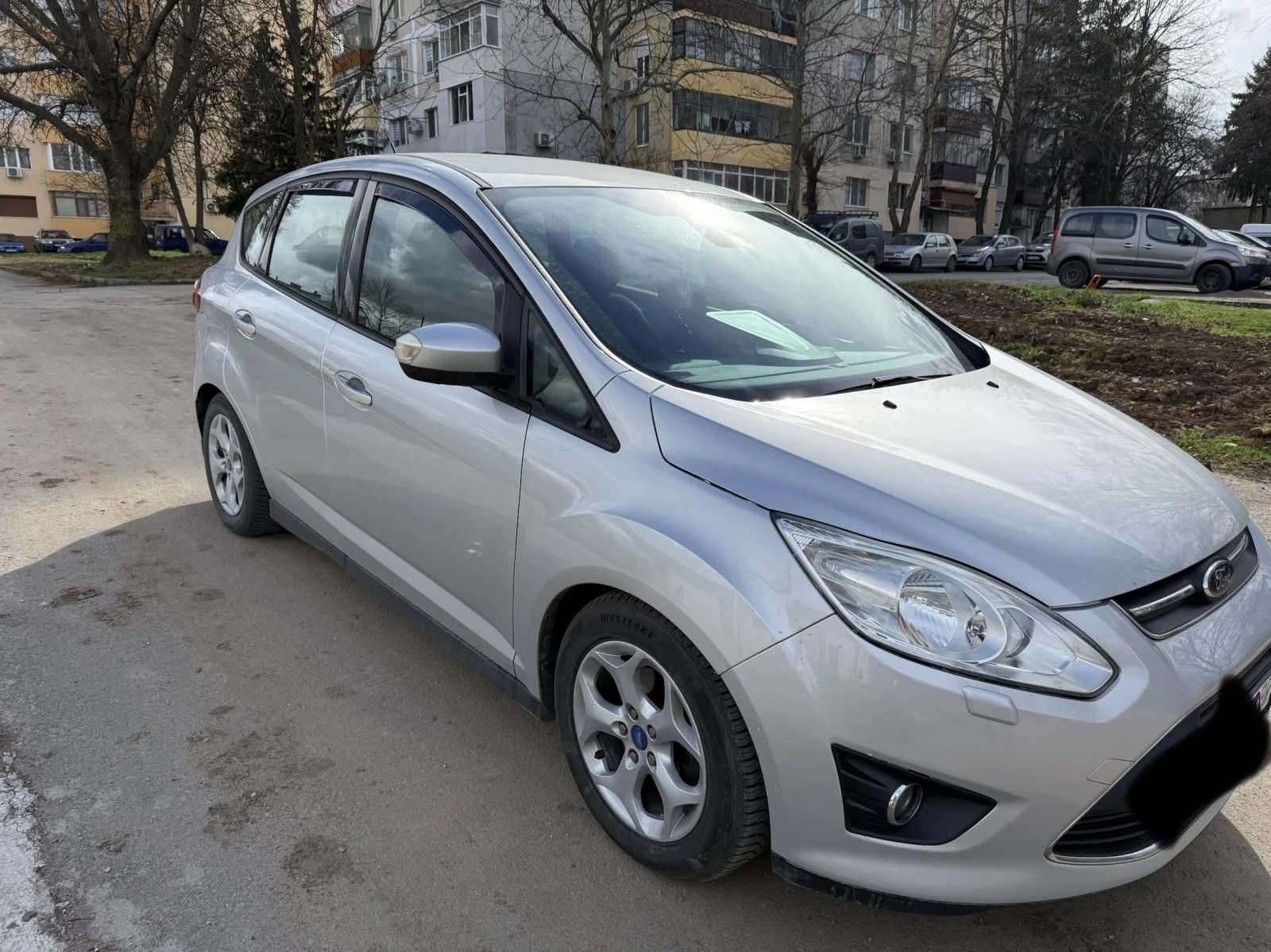 Ford C-max, снимка 2 - Автомобили и джипове - 54622455
