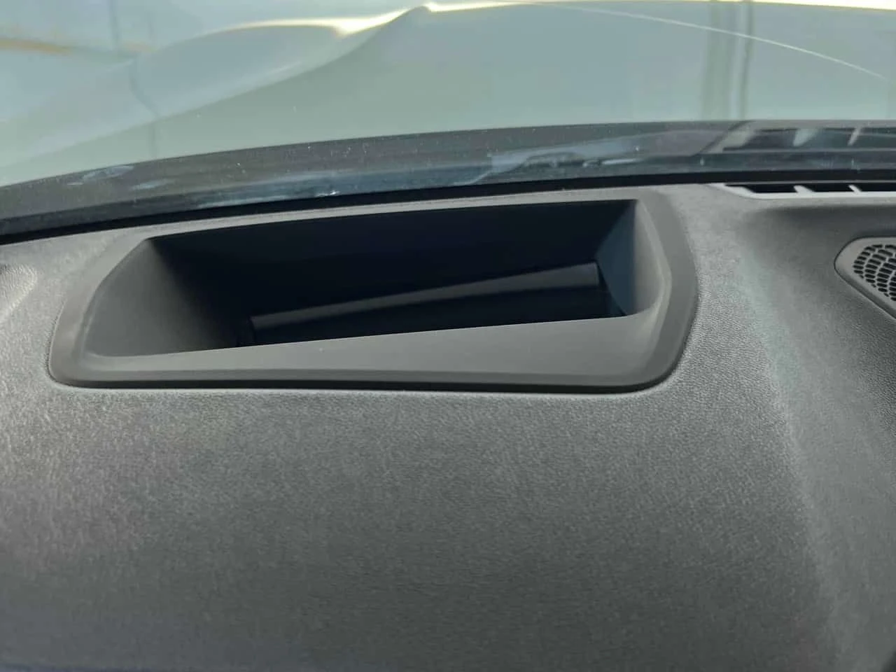BMW 330 i xDrive/ПОДГРЕВИ/ШИБИДАХ/360/HUD, снимка 10 - Автомобили и джипове - 55287215