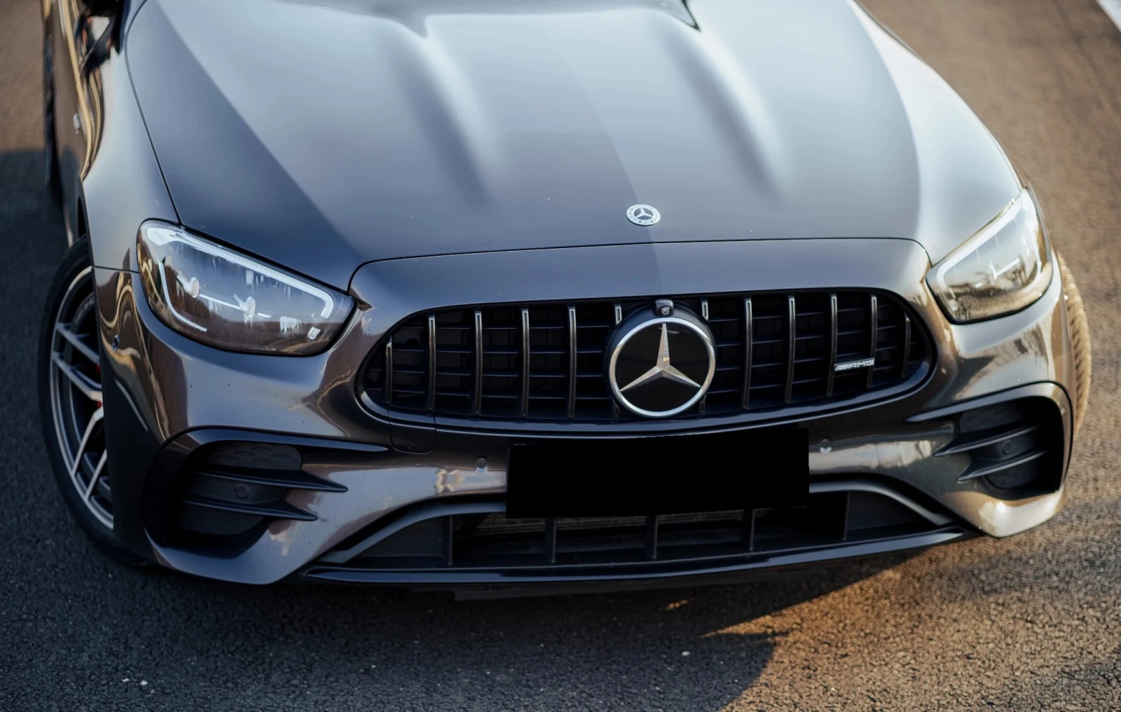 Mercedes-Benz E 53 AMG 4Matic+ , снимка 4 - Автомобили и джипове - 55829532