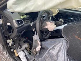 Infiniti Q30 2.2 4x4, снимка 6