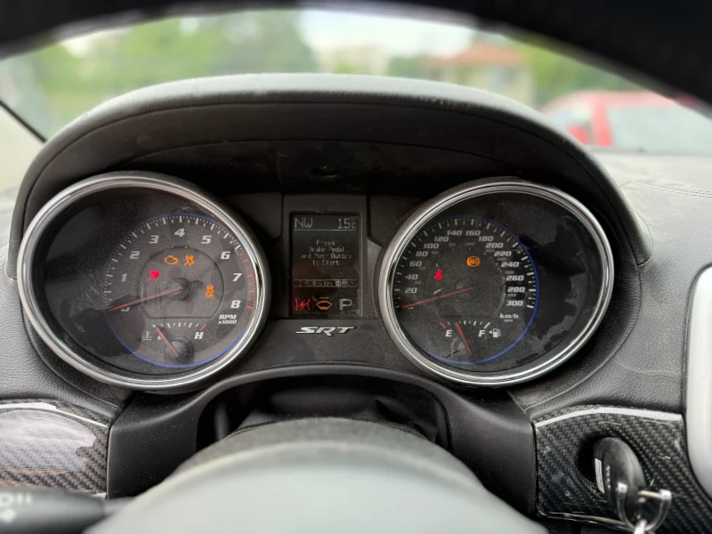 Jeep Grand cherokee 6.4 SRT, снимка 10 - Автомобили и джипове - 50433500