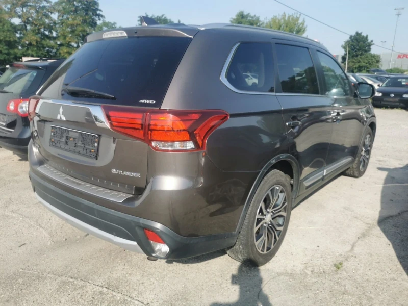 Mitsubishi Outlander 2.2 did, снимка 2 - Автомобили и джипове - 53181875