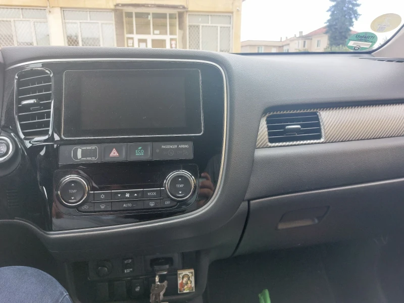 Mitsubishi Outlander 2.2 did, снимка 9 - Автомобили и джипове - 53181875