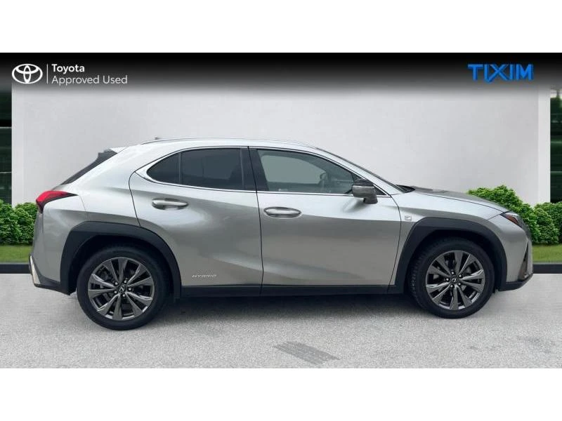 Lexus UX F SPORT - изображение 8