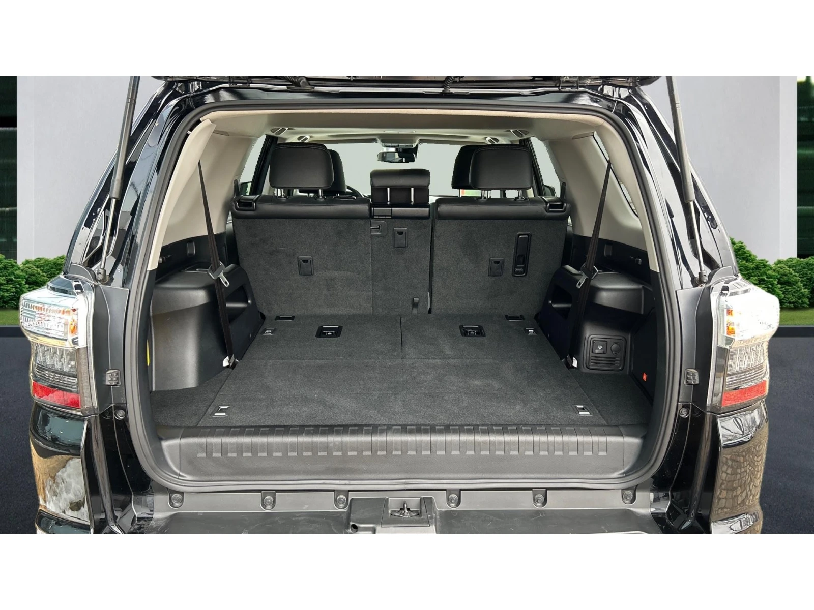 Toyota 4runner Limited, 7 места, AWD, Месечна вноска от 1590 лв. - изображение 10