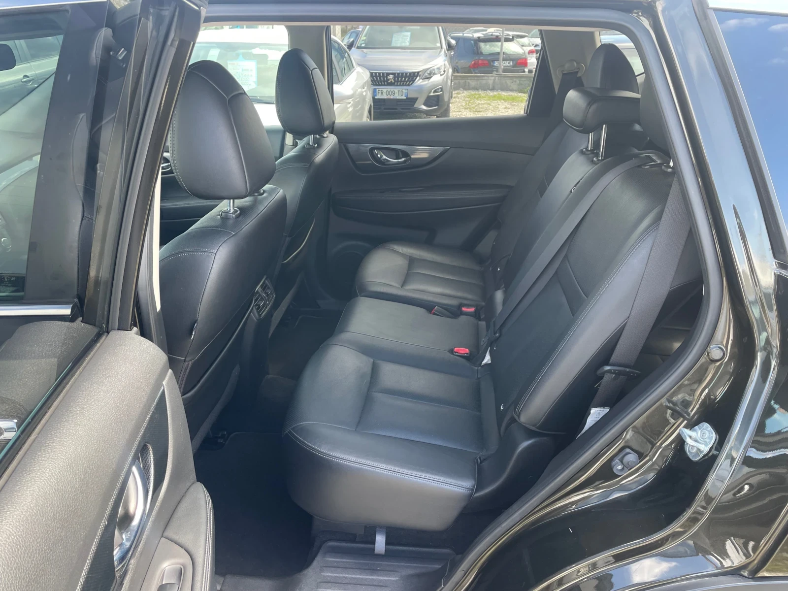 Nissan X-trail 6+ 1 Full Options  | Mobile.bg   11