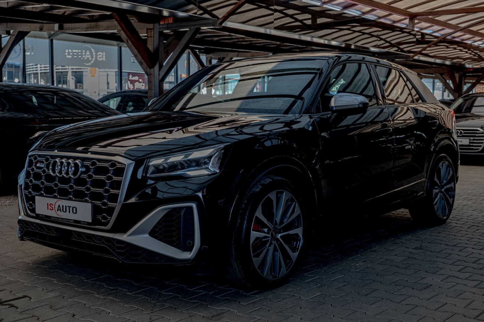 Audi Q2 SQ2/2.0TFSI/Exclusive/Distronic/Virtual/Ambient/ - изображение 3