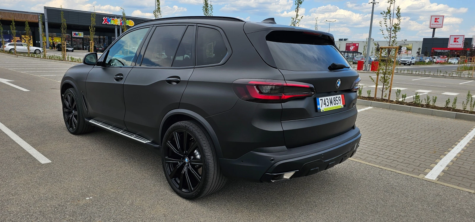 BMW X5 2023г 28000км 4.0iM - изображение 10