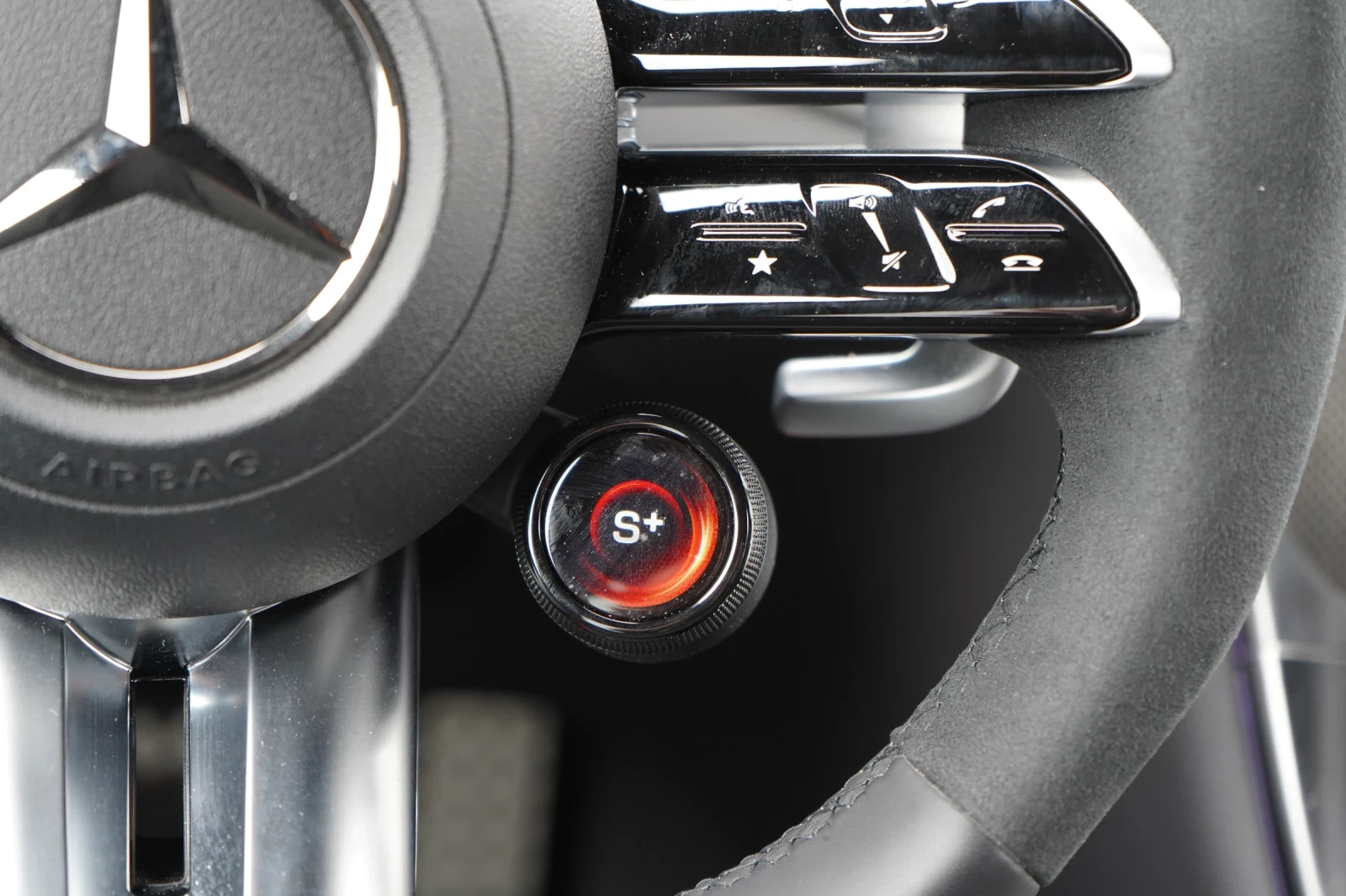 Mercedes-Benz GLC 63 AMG S* E PERFORMANCE* 4M* CERAMIC* , снимка 13 - Автомобили и джипове - 54029035