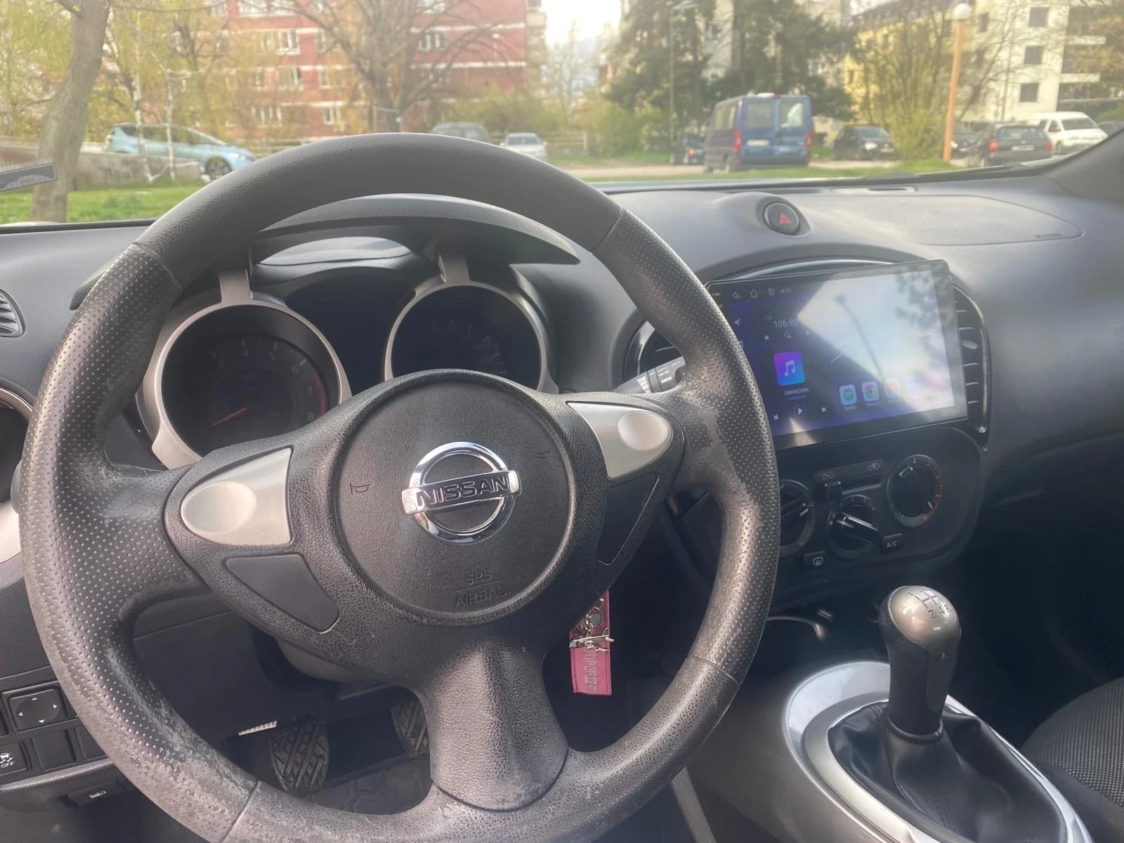 Nissan Juke, снимка 10 - Автомобили и джипове - 54225370