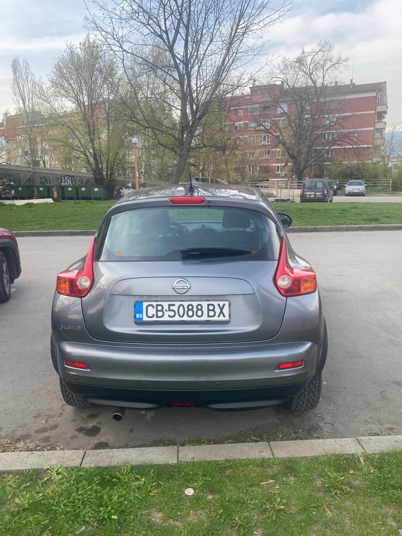 Nissan Juke, снимка 4 - Автомобили и джипове - 54225370