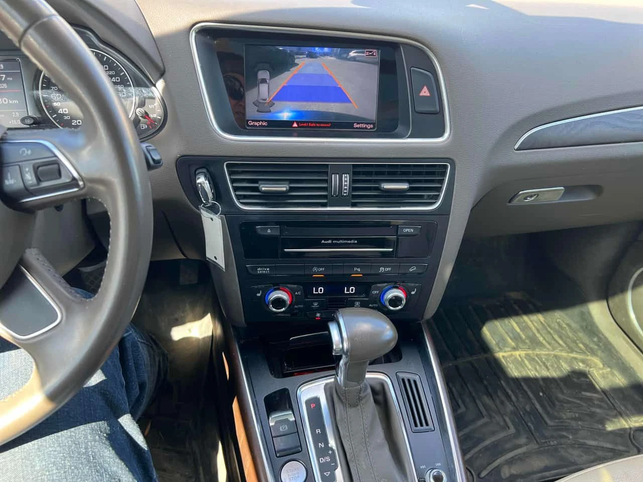 Audi SQ5 Technik * ПОДГРЕВ * ПАНОРАМА * ОТ ПРЕДСТАВИТЕЛСТВО, снимка 9 - Автомобили и джипове - 54259844