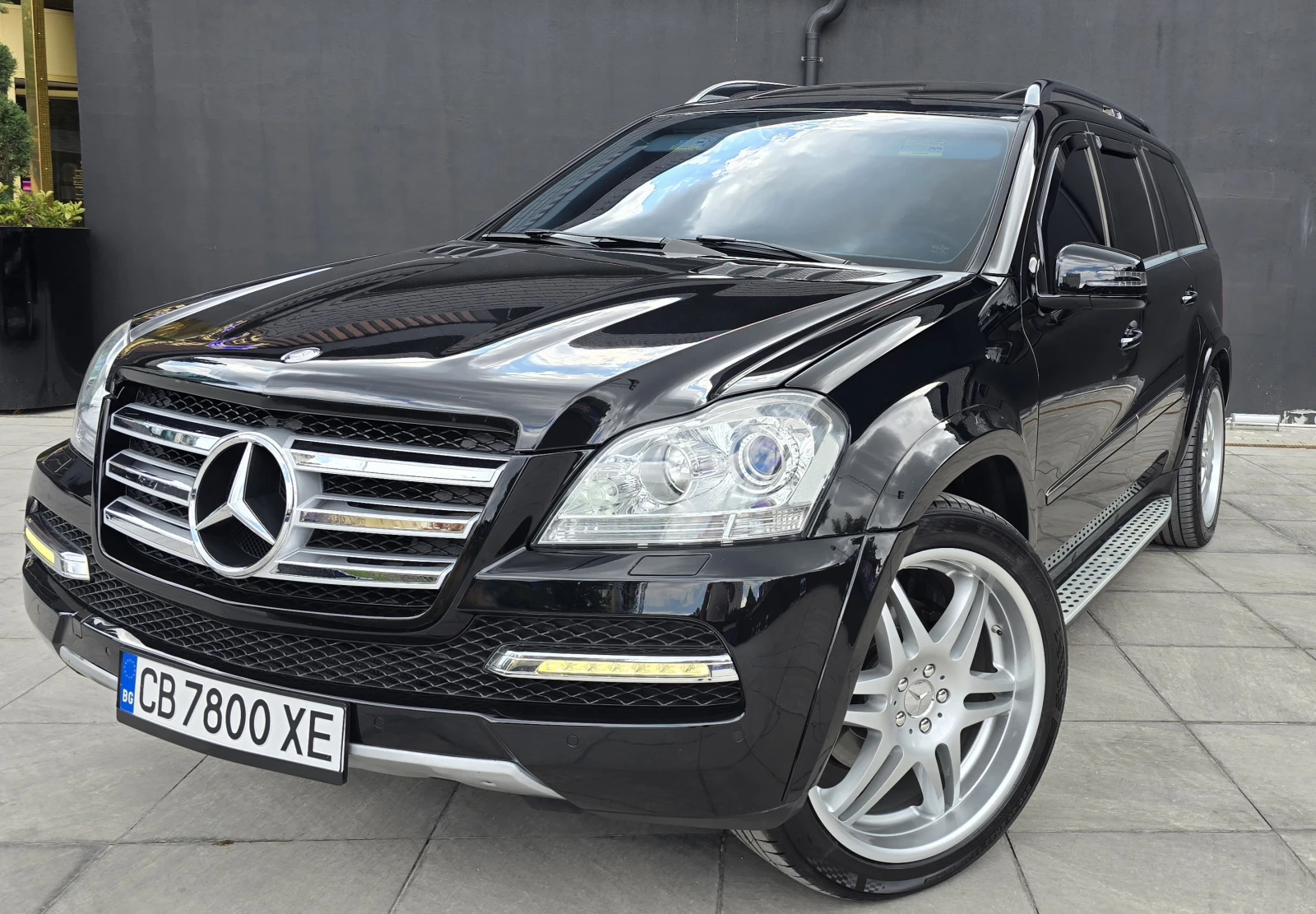 Mercedes-Benz GL 550 INSTAGRAM: MERCEDESGL550AMG, снимка 8 - Автомобили и джипове - 55179278