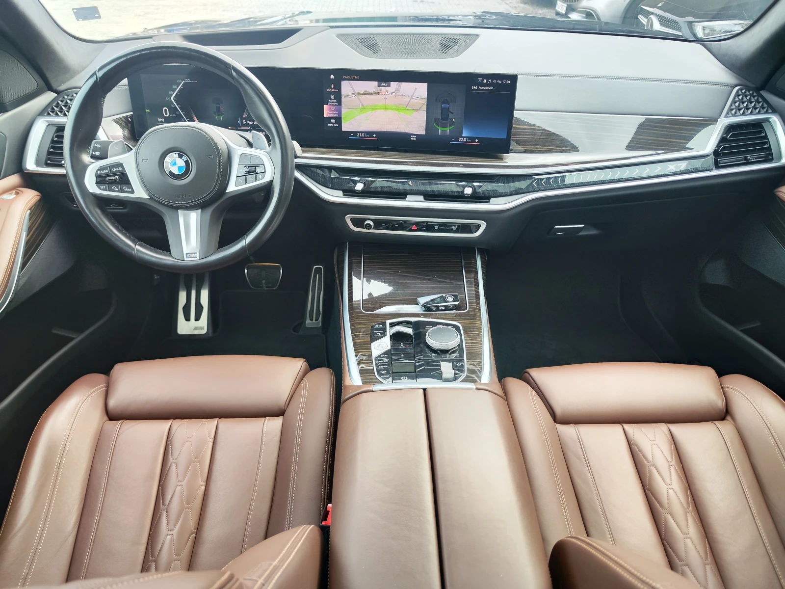 BMW X7 MPAK* 4.0* PANORAMA* PODGREV* OBDUH* CAMERA* LIZIN, снимка 9 - Автомобили и джипове - 56092007