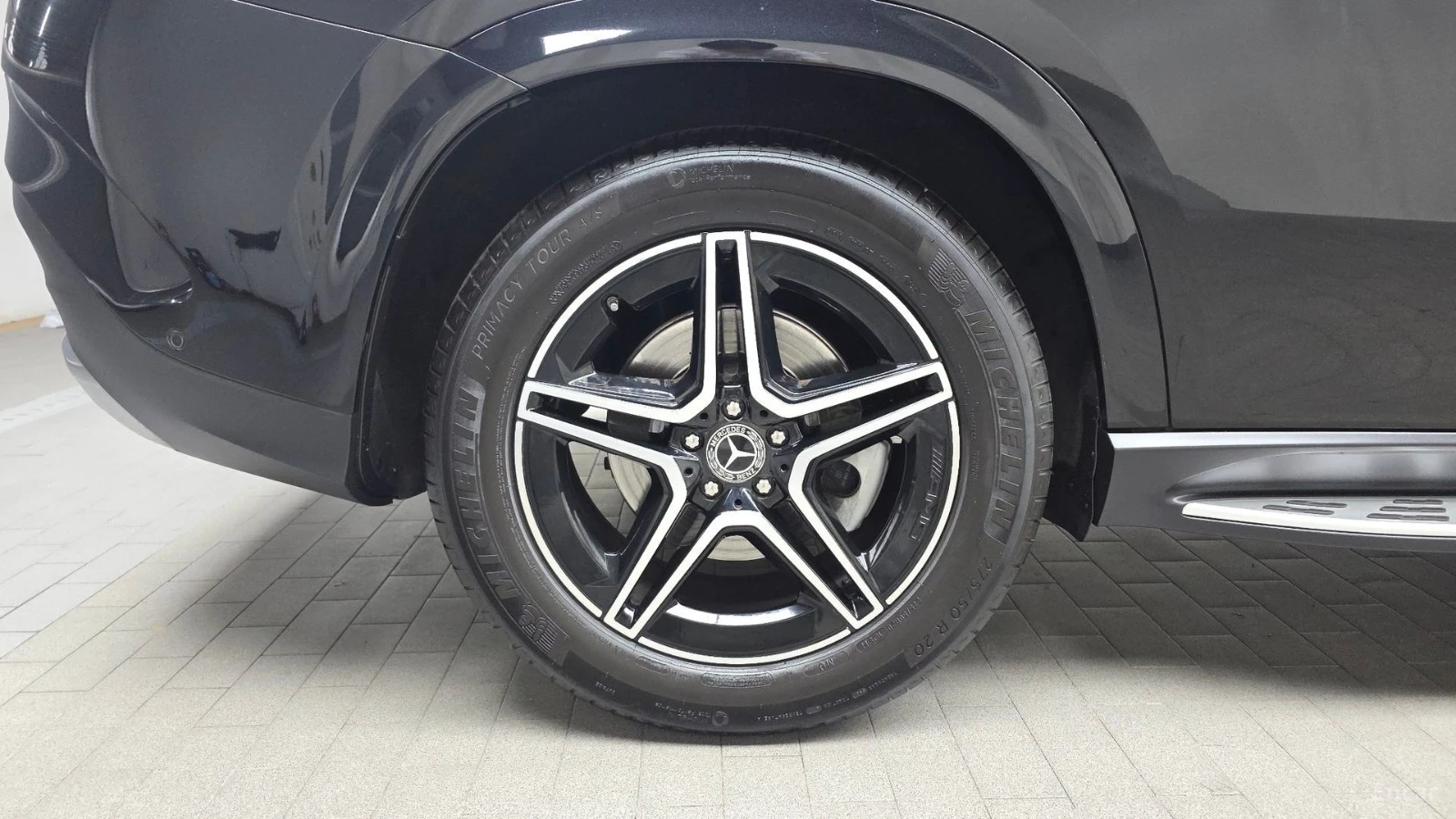 Mercedes-Benz GLE 400 AMG Line| AMG DISP| AYAIR| DISTRO| ОБДУХ| 360| HUD, снимка 5 - Автомобили и джипове - 56135725