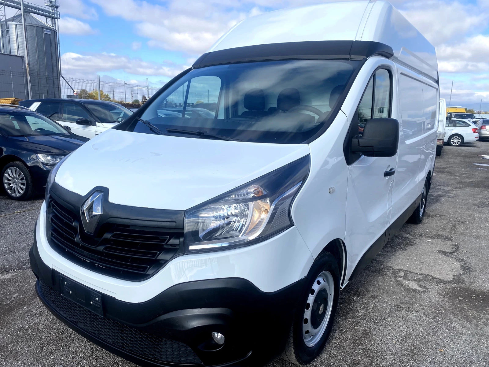 Renault Trafic 1.6dCi 120�.� ���������� | Mobile.bg � ����������� 1