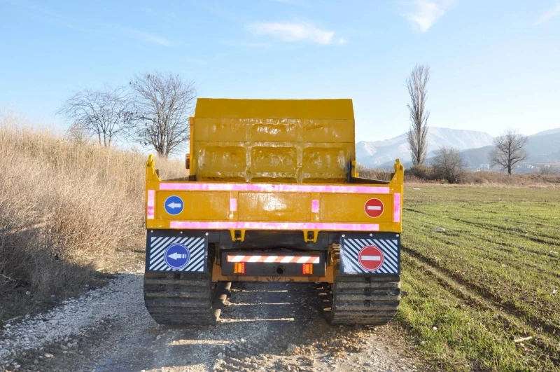 Минна техника Komatsu Morooka mst800, снимка 3 - Индустриална техника - 51450988