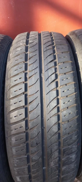 Гуми Летни 185/60R15, снимка 5 - Гуми и джанти - 46950444