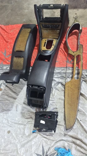 Mercedes-Benz CLS 320, снимка 11