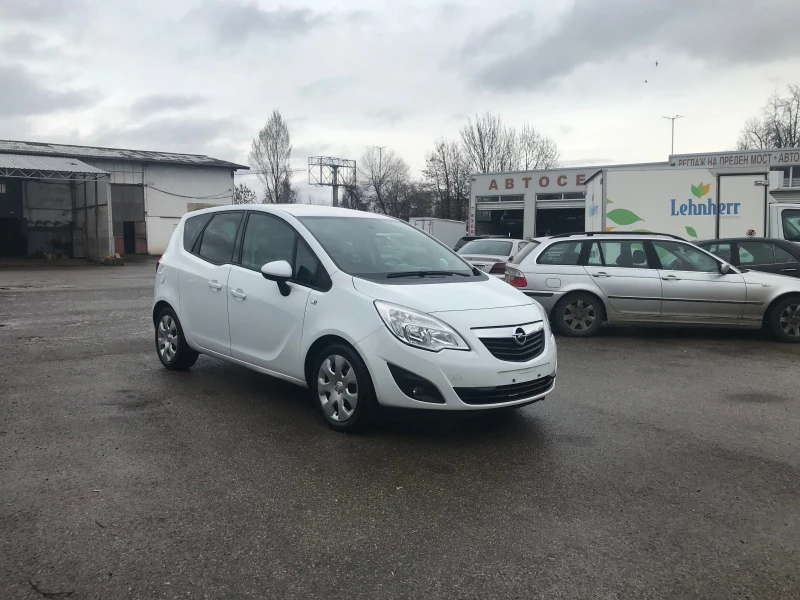 Opel Meriva 1.3 ЧИСТО НОВА 88145 хил.км.evro 5B, снимка 8 - Автомобили и джипове - 44653234