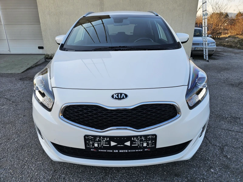 Kia Carens 1.7 CRDI, снимка 2 - Автомобили и джипове - 48801159