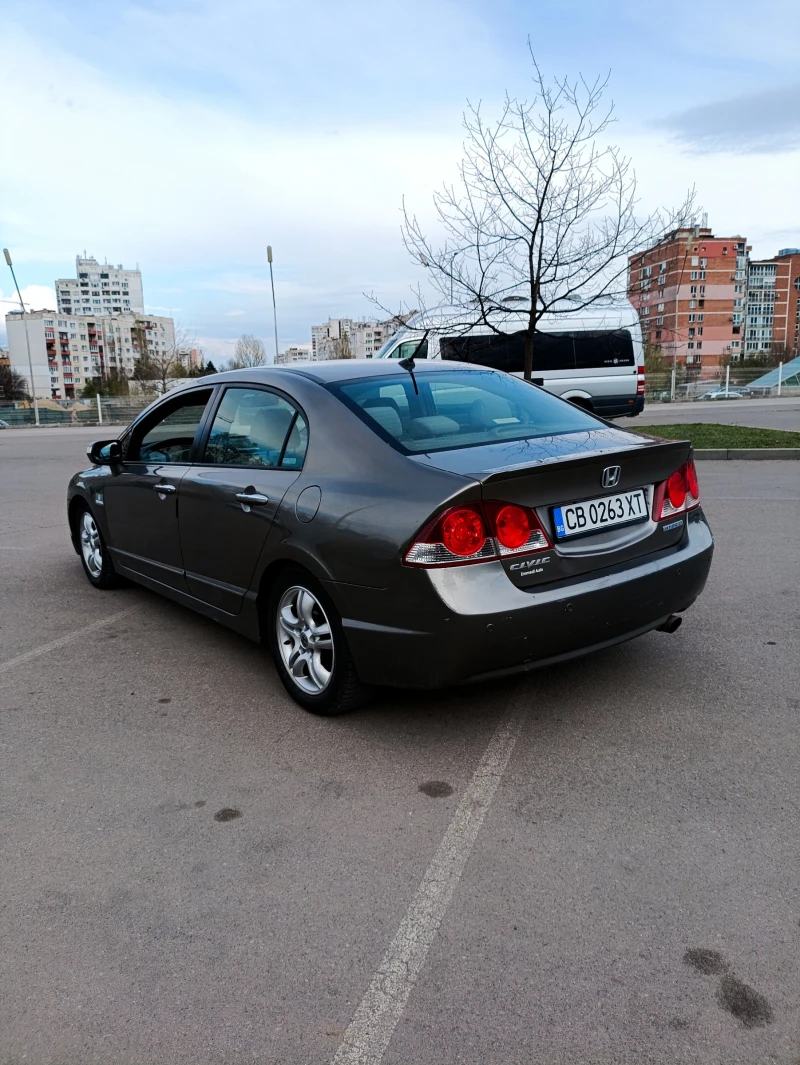 Honda Civic 1.3 IMA Hybrid, снимка 5 - Автомобили и джипове - 52529797