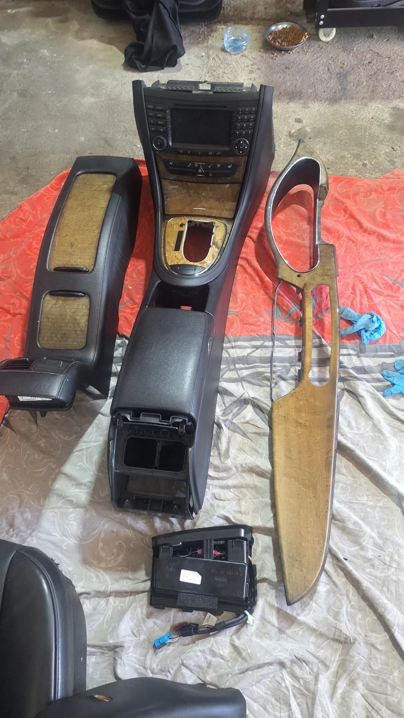 Mercedes-Benz CLS 320, снимка 10 - Автомобили и джипове - 50639470