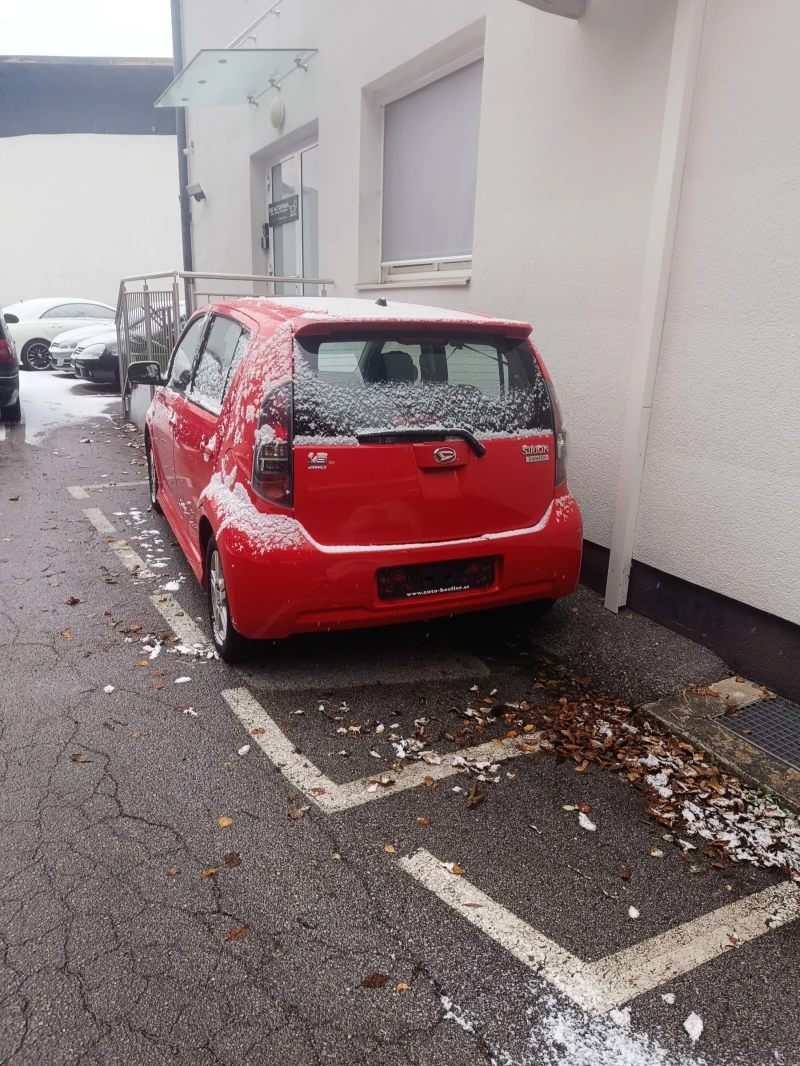 Daihatsu Sirion 1.3 , 4х4, снимка 4 - Автомобили и джипове - 52567013