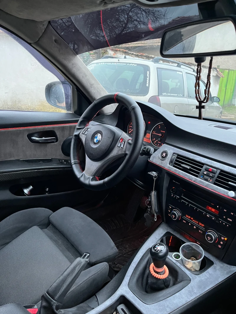 BMW 318 2.0 143, снимка 12 - Автомобили и джипове - 53098313