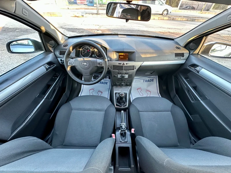 Opel Astra 1.9 CDTI, снимка 9 - Автомобили и джипове - 53189269