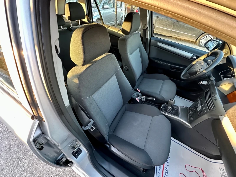 Opel Astra 1.9 CDTI, снимка 15 - Автомобили и джипове - 53189269