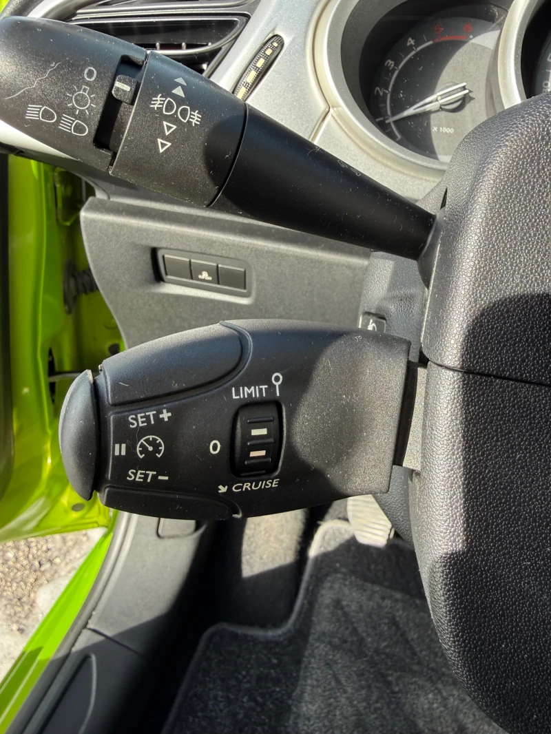 Citroen C3 1.4HDI* 116хил* ОБСЛУЖЕН* , снимка 12 - Автомобили и джипове - 53539879