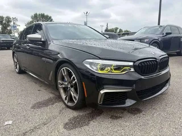 BMW 550 * M550i xDrive * CARFAX * ФИКСИРАНА ЦЕНА ДО СОФИЯ, снимка 12 - Автомобили и джипове - 55695864