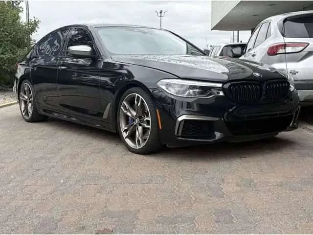 BMW 550 * M550i xDrive * CARFAX * ФИКСИРАНА ЦЕНА ДО СОФИЯ, снимка 3 - Автомобили и джипове - 55695864