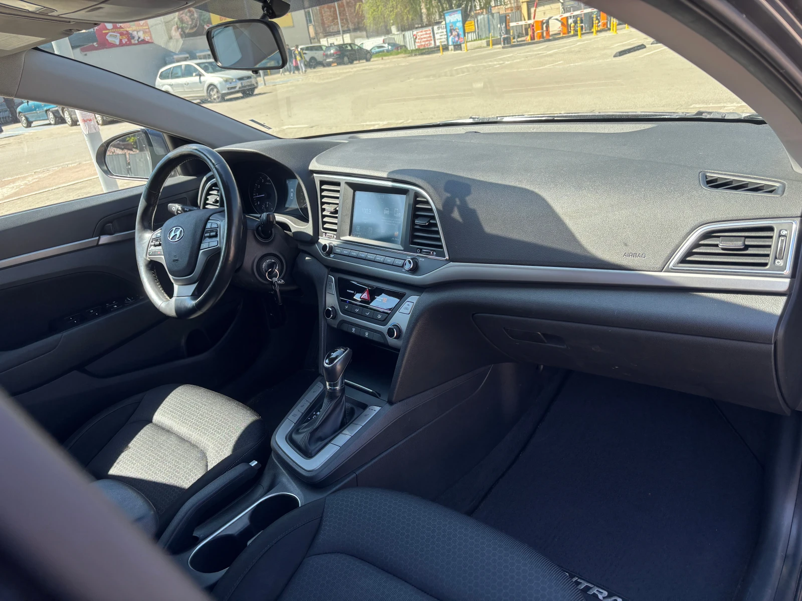 Hyundai Elantra Sedan - изображение 9
