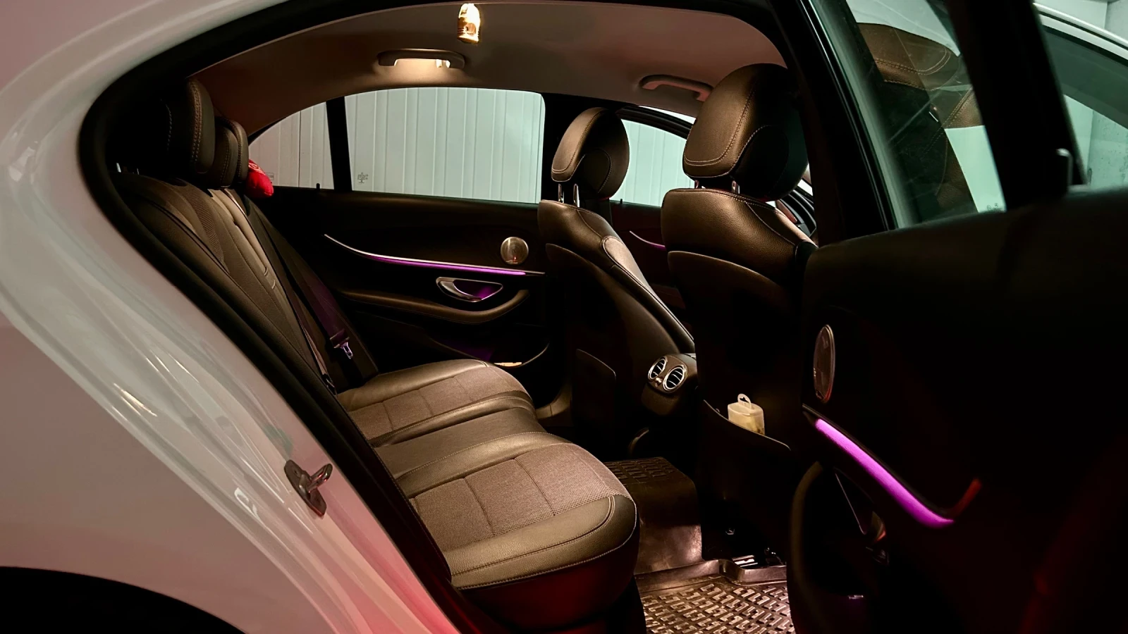 Mercedes-Benz E 200 4Matic Germany 70. | Mobile.bg   17