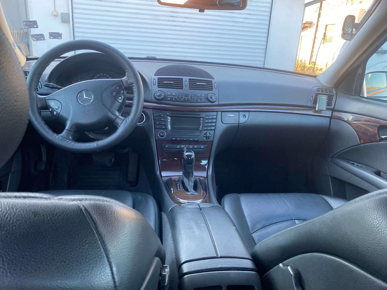 Mercedes-Benz E 200  - изображение 10