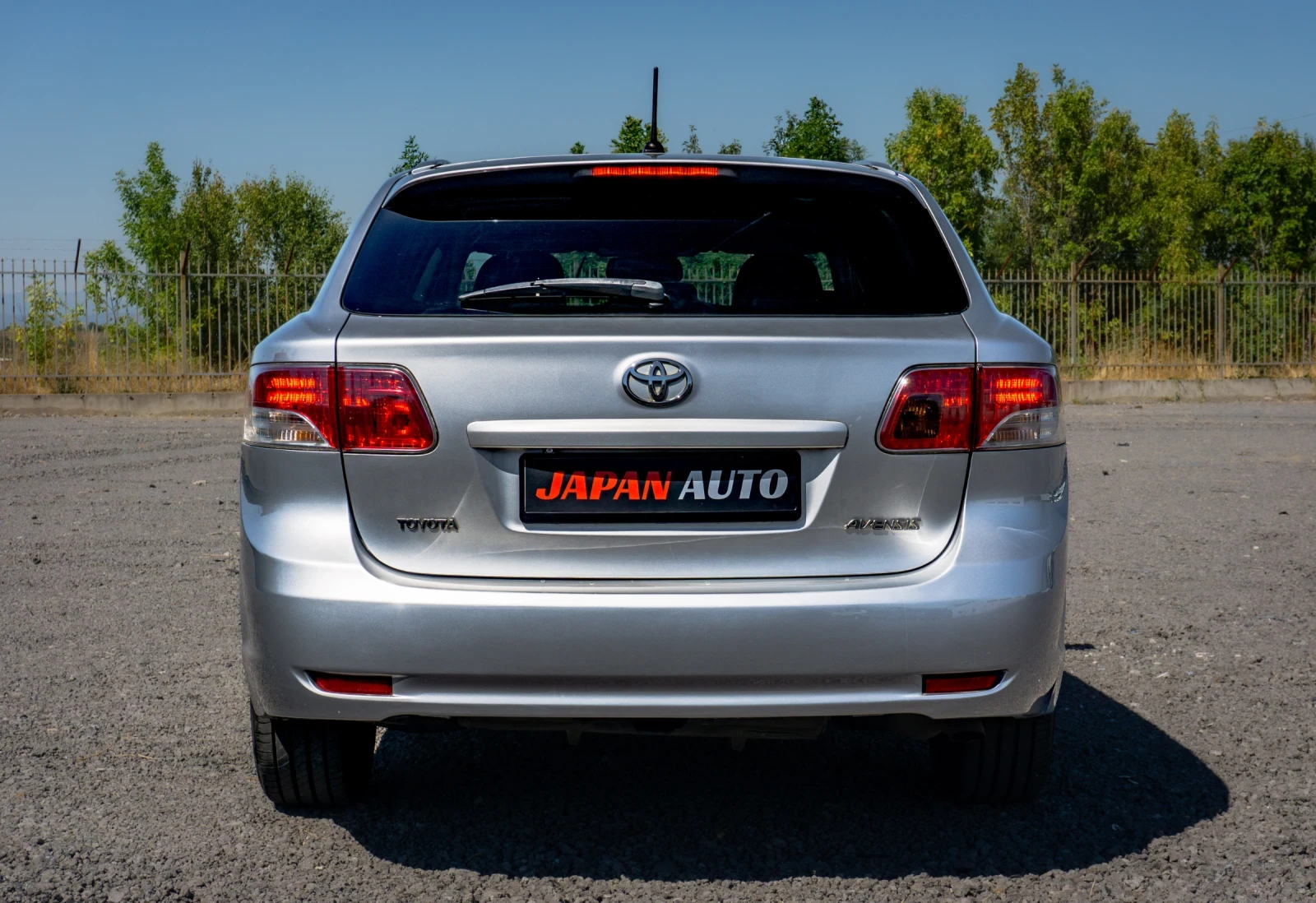 Toyota Avensis 2.2 D-4D EXECUTIVE! С ГАРАНЦИЯ! - изображение 5