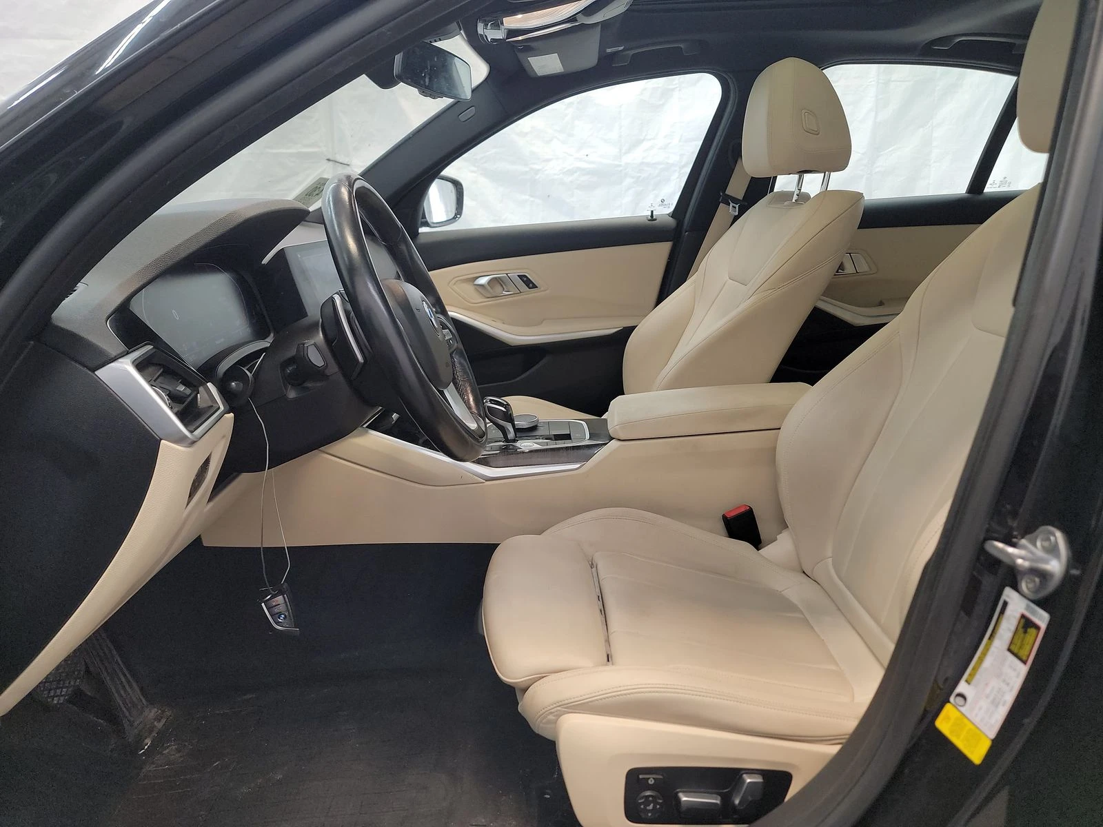 BMW 330 * DIGITAL* MEMORY* PANO*  - изображение 8