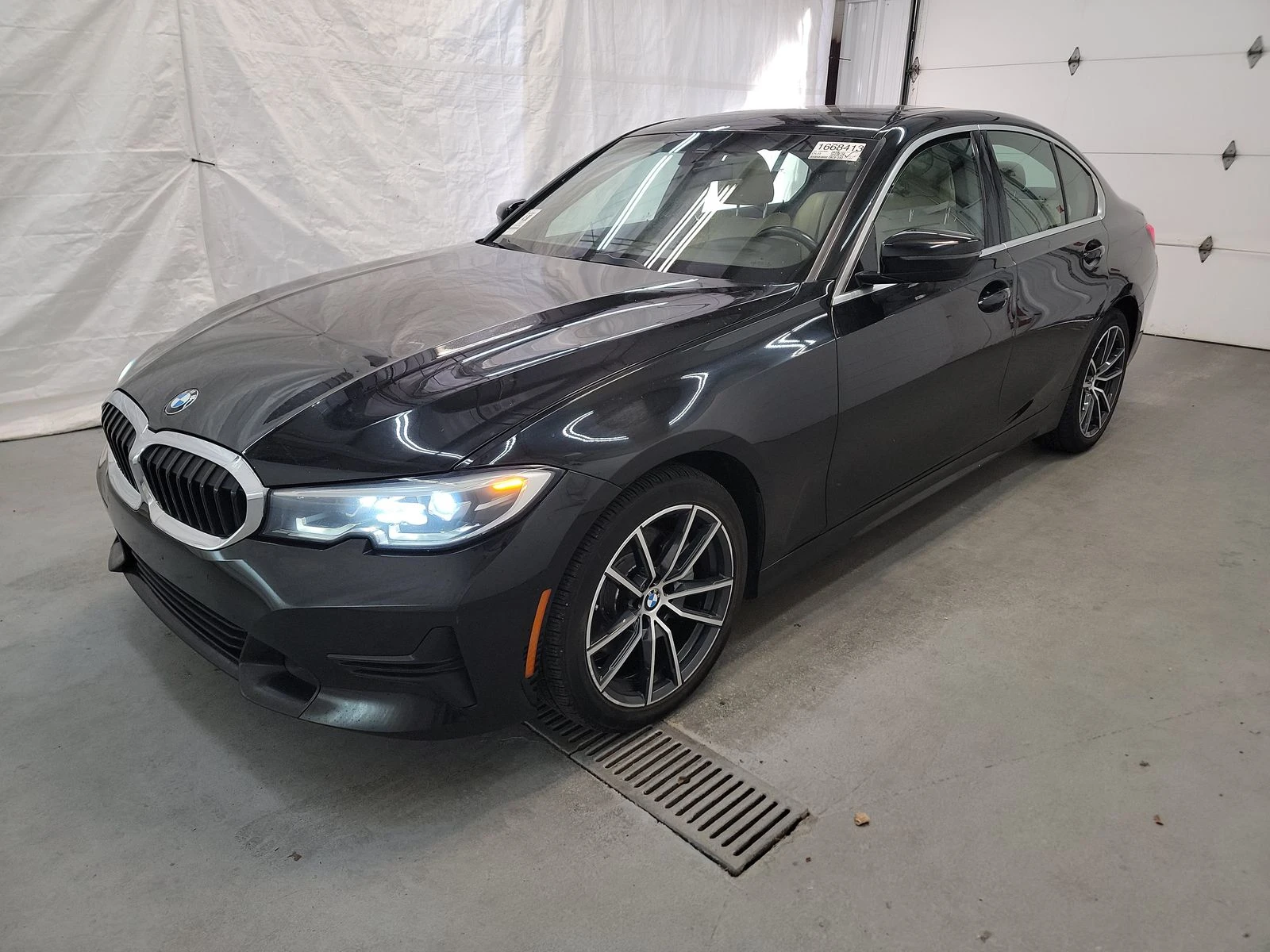 BMW 330 * DIGITAL* MEMORY* PANO*  - изображение 3